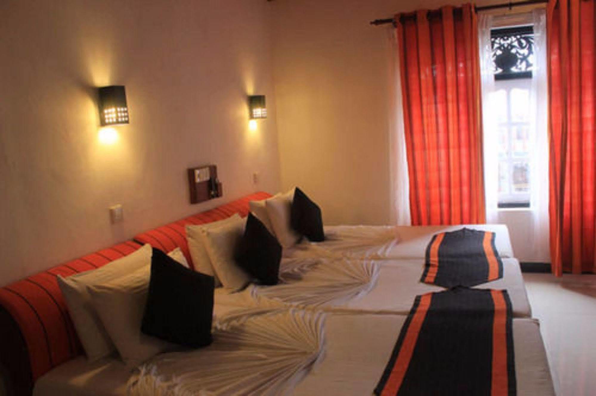 Samaya Beach Hotel Unawatuna Eksteriør bilde